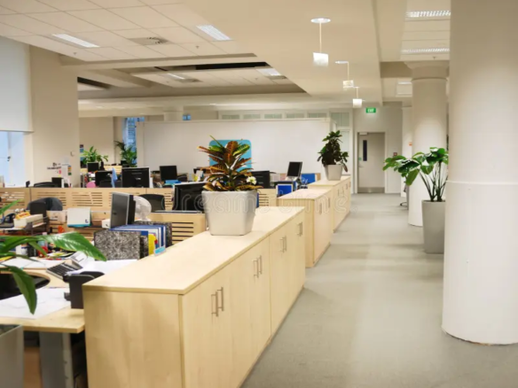 Office space for rent at centre of Indore(56 dukan) , Fully furnished.